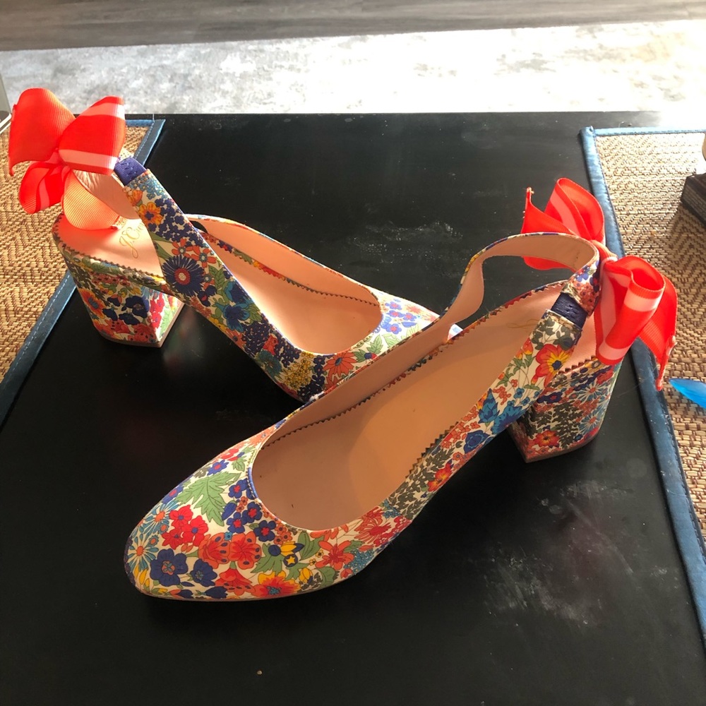 Adorable J Crew liberty print heels!